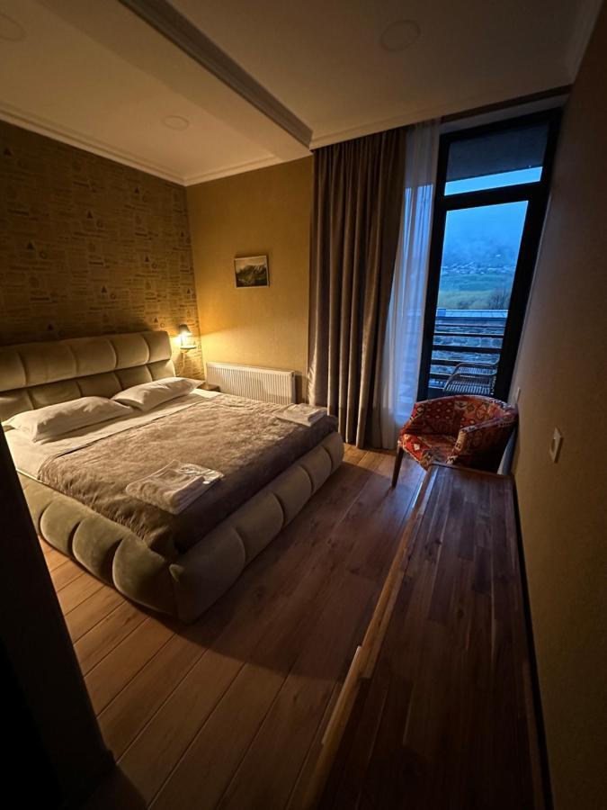 Old District Hotel Kazbegi Ngoại thất bức ảnh