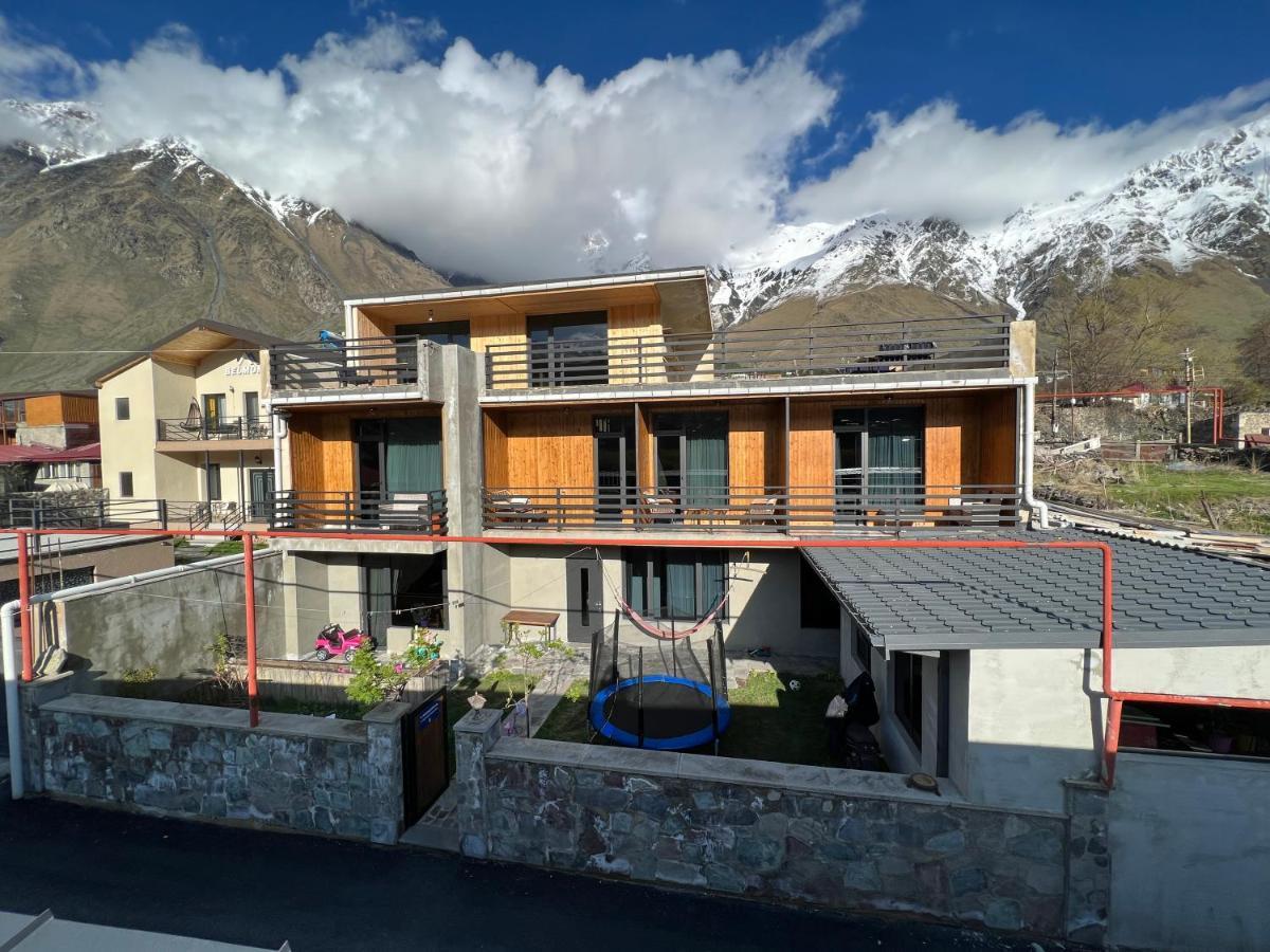 Old District Hotel Kazbegi Ngoại thất bức ảnh