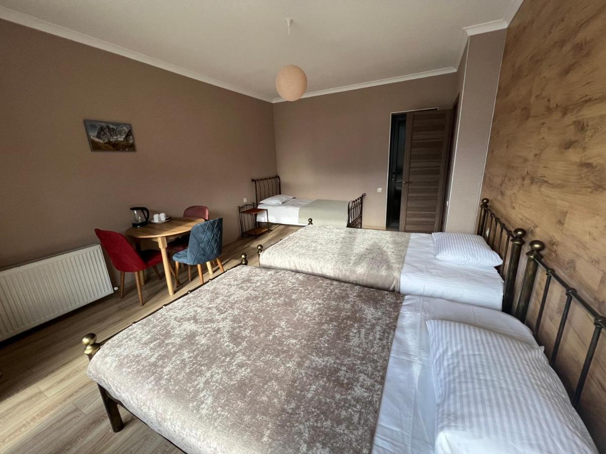Old District Hotel Kazbegi Ngoại thất bức ảnh
